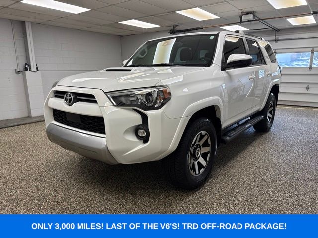 Photo 1 of 2022 Toyota 4Runner TRD Off-Road