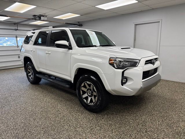 Photo 3 of 2022 Toyota 4Runner TRD Off-Road