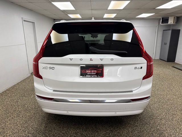 2023 Volvo XC90 B6 Ultimate Bright Theme 7P - Image 5