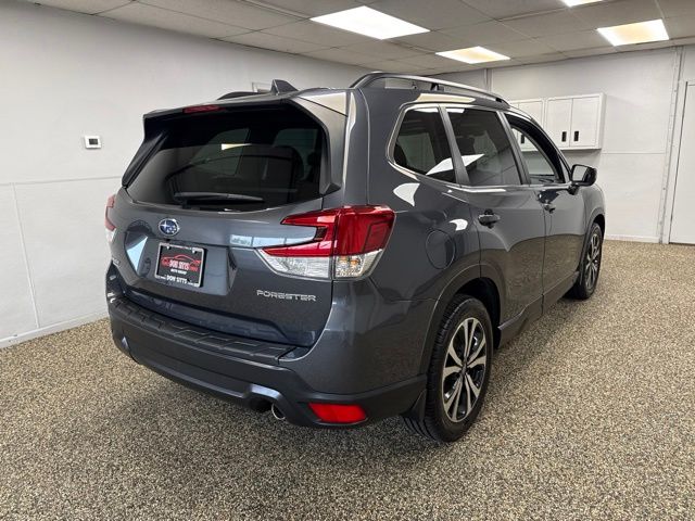 Photo 4 of 2021 Subaru Forester Limited