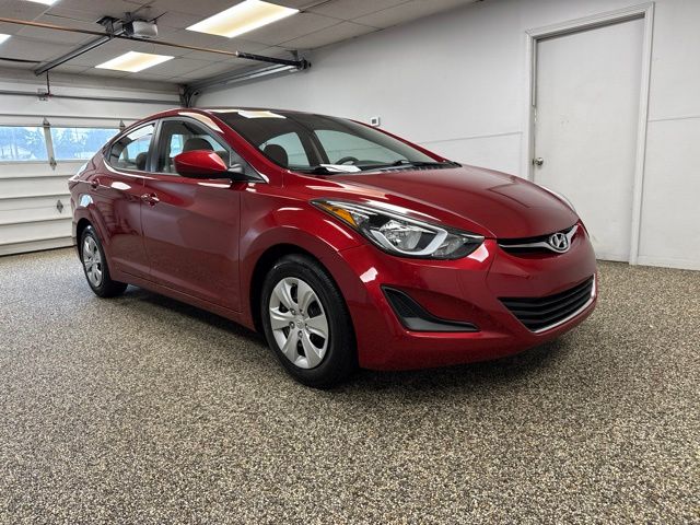 2016 Hyundai ELANTRA SE - Image 3