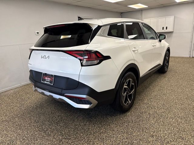 Photo 4 of 2023 Kia Sportage LX