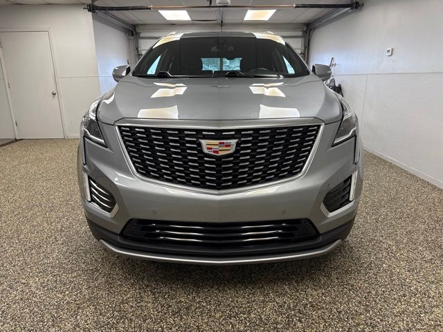 Photo 2 of 2024 Cadillac XT5 Premium Luxury