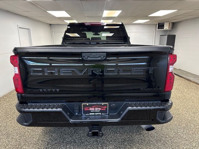 Photo 5 of 2022 Chevrolet Silverado 2500HD Custom