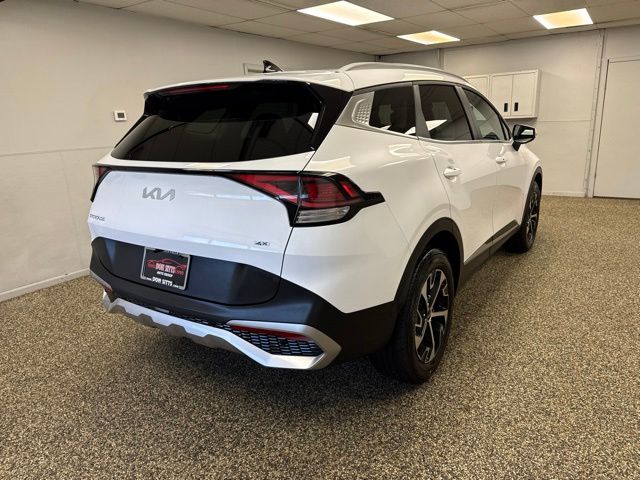 2024 Kia Sportage EX - Image 4