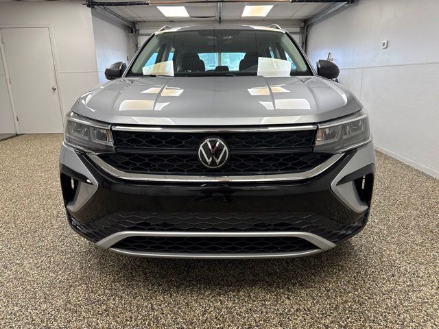 2023 Volkswagen Taos S - Image 2