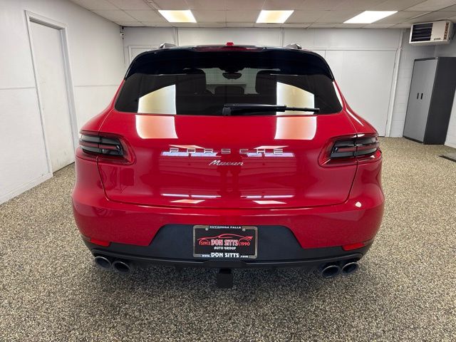 Photo 5 of 2018 Porsche Macan Base