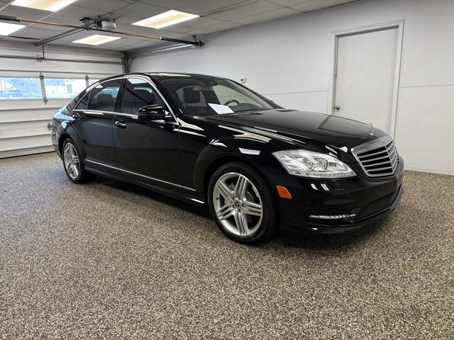 2013 Mercedes-Benz S-Class S 550 4MATIC - Image 3