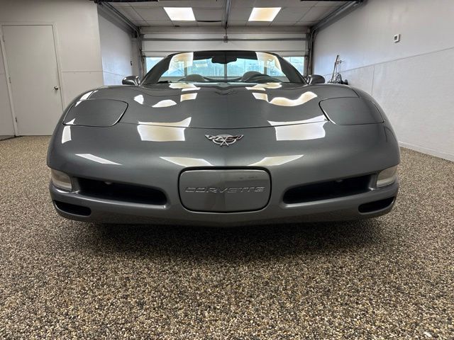 Photo 2 of 2003 Chevrolet Corvette Base