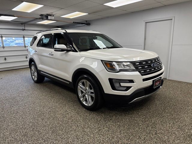 2017 Ford Explorer Limited - Image 3