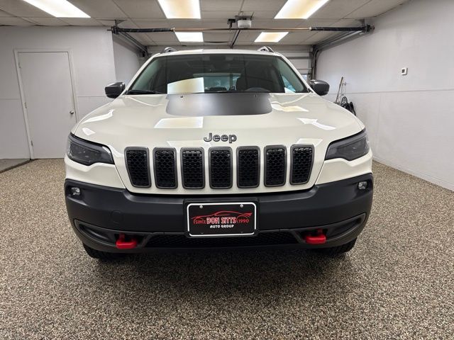 Photo 2 of 2019 Jeep Cherokee Trailhawk Elite