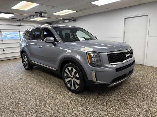 2022 Kia Telluride EX - Image 3