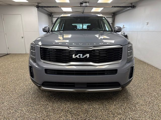 2022 Kia Telluride EX - Image 2