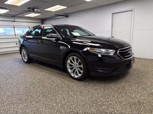 2018 Ford Taurus Limited - Image 3