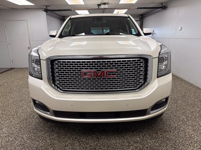 2015 GMC Yukon Denali - Image 2
