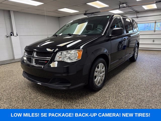 2020 Dodge Grand Caravan SE - Main Image