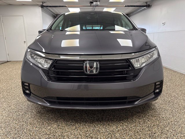 Photo 2 of 2024 Honda Odyssey Touring