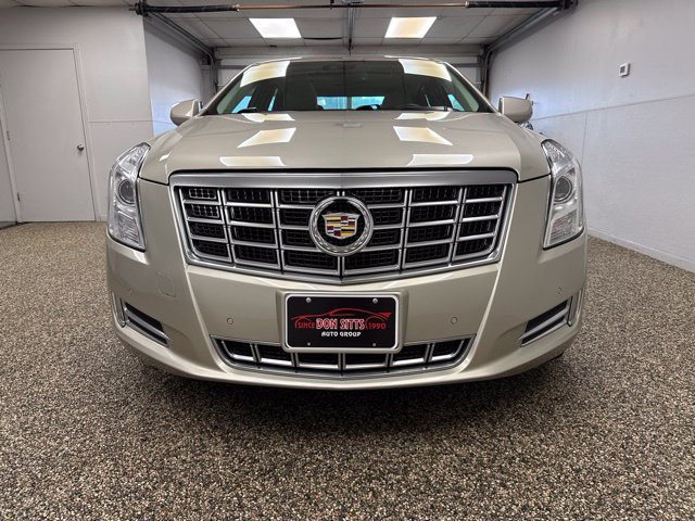Photo 2 of 2013 Cadillac XTS Luxury Collection