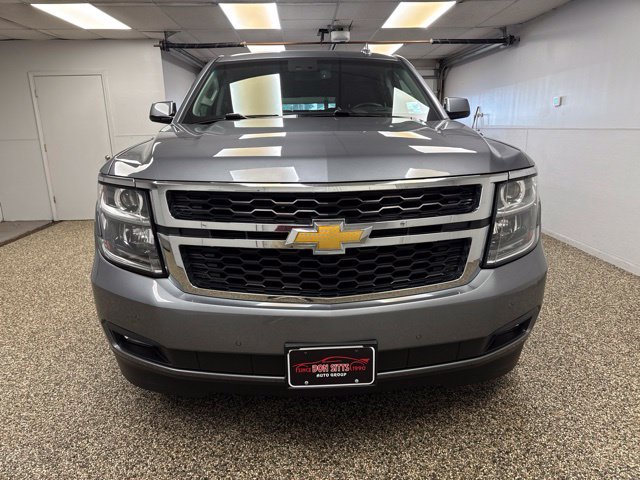 Photo 2 of 2018 Chevrolet Suburban LT
