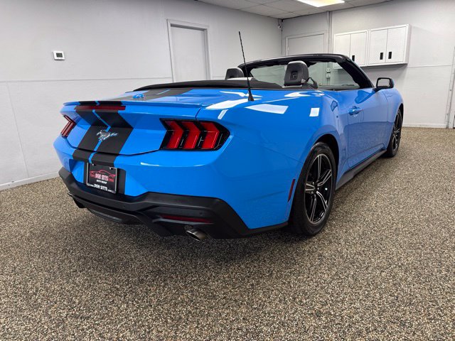 2024 Ford Mustang EcoBoost Premium - Image 4