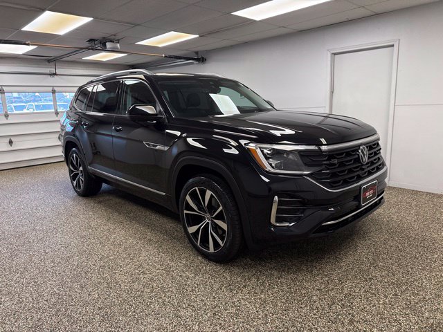 2024 Volkswagen Atlas SEL Premium R-Line 4Motion - Image 3