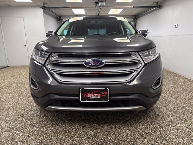 Photo 2 of 2018 Ford Edge Titanium