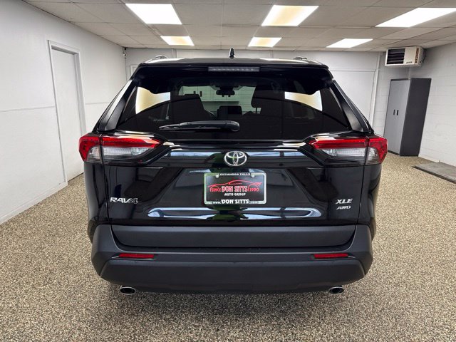 Photo 5 of 2025 Toyota RAV4 XLE