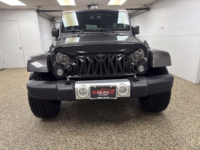 Photo 2 of 2014 Jeep Wrangler Unlimited Sahara