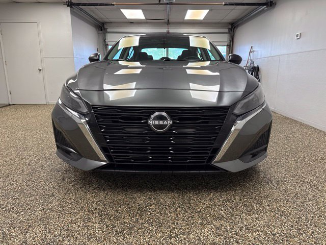 2024 Nissan Altima 2.5 SV - Image 2