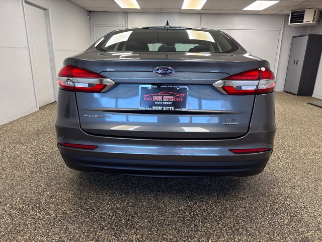 2020 Ford Fusion Hybrid SE - Image 5