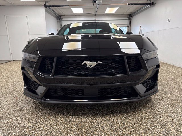 Photo 2 of 2025 Ford Mustang GT