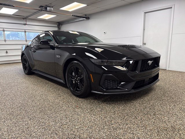 Photo 3 of 2025 Ford Mustang GT