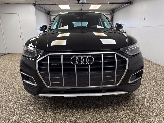 2024 Audi Q5 quattro Premium 40 TFSI - Image 2