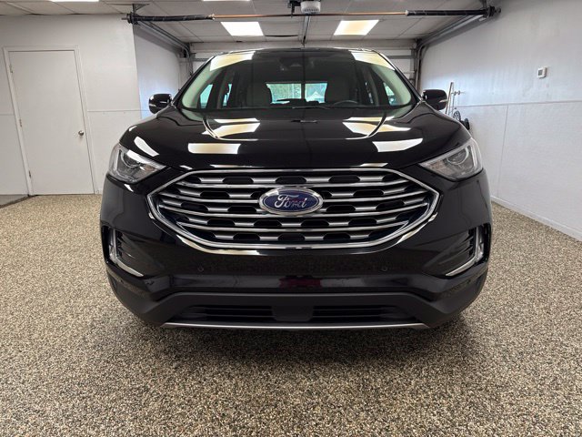 Photo 2 of 2024 Ford Edge Titanium