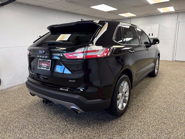 Photo 4 of 2024 Ford Edge Titanium