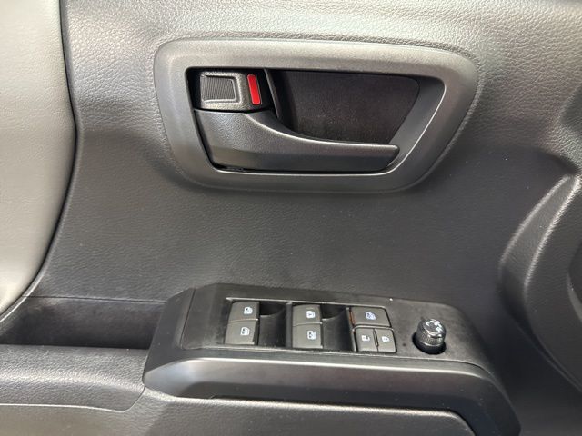 2023 Toyota Tacoma SR - Photo 18