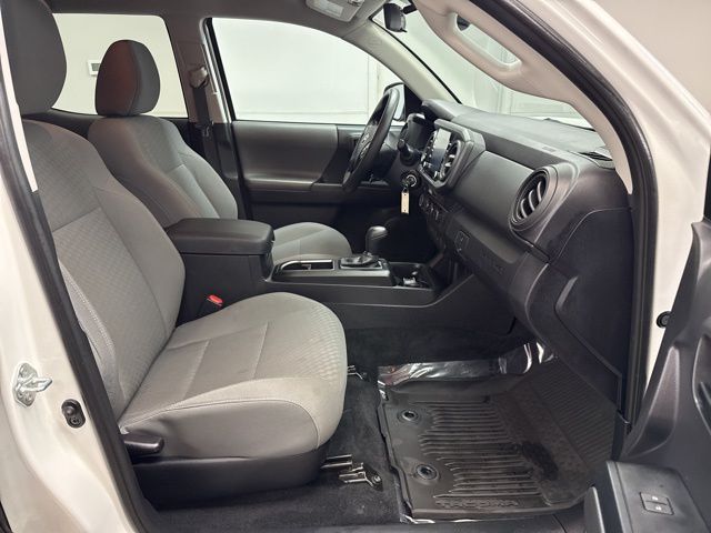 2023 Toyota Tacoma SR - Photo 10