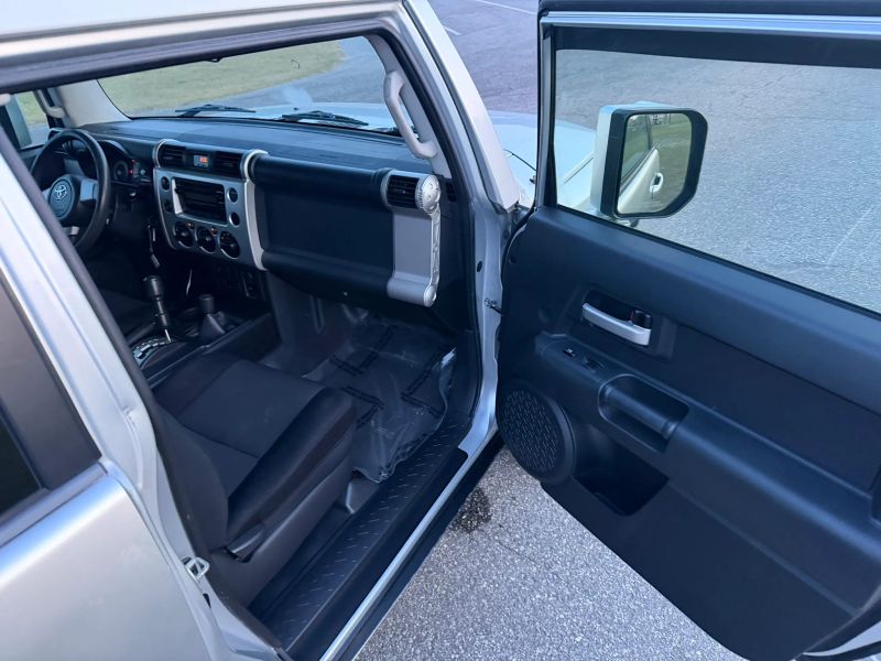 2007 Toyota FJ Cruiser Base - Photo 19