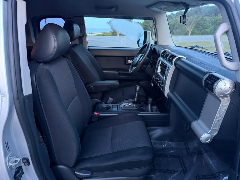 2007 Toyota FJ Cruiser Base - Photo 20