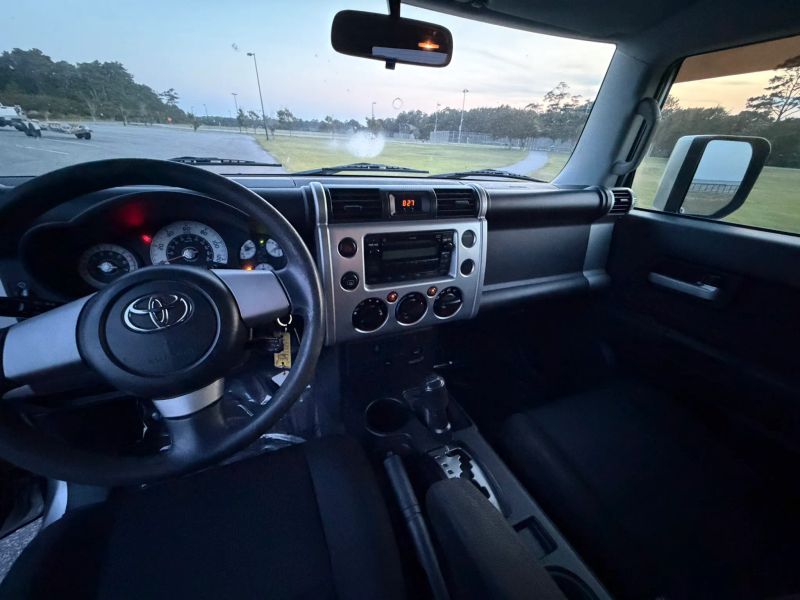 2007 Toyota FJ Cruiser Base - Photo 18