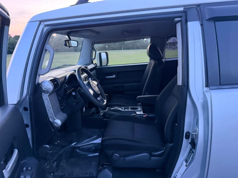2007 Toyota FJ Cruiser Base - Photo 14