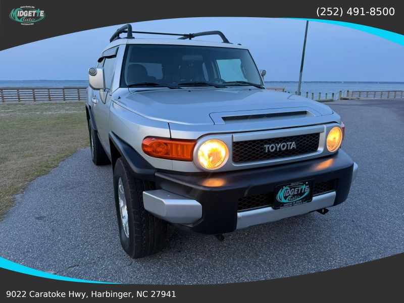 Photo 1 of 2007 Toyota FJ Cruiser Sport Utility 2D