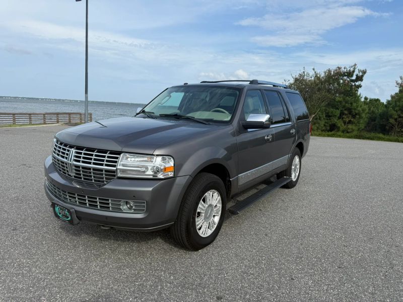 Photo 3 of 2011 Lincoln Navigator Sport Utility 4D