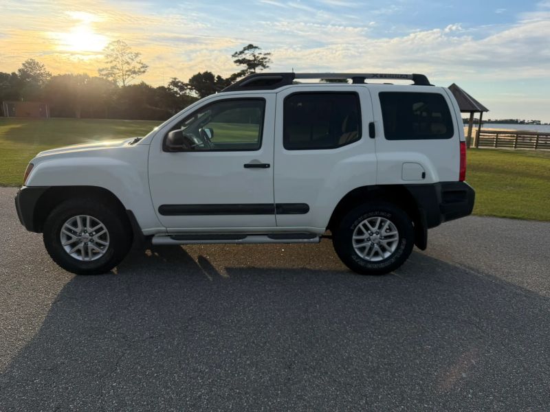 2014 Nissan Xterra S Sport Utility 4D - Image 5