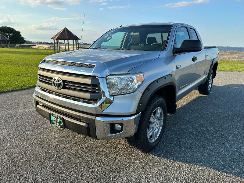 Photo 3 of 2014 Toyota Tundra Double Cab SR5 Pickup 4D 6 1/2 ft