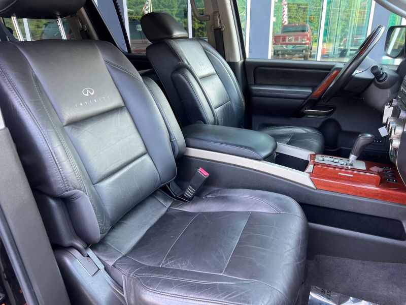 Photo 2 of 2006 INFINITI QX QX56 Sport Utility 4D
