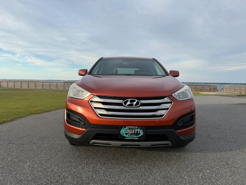 2016 Hyundai Santa Fe Sport Sport Utility 4D - Image 2