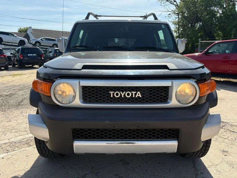 Photo 2 of 2007 Toyota FJ Cruiser Sport Utility 2D