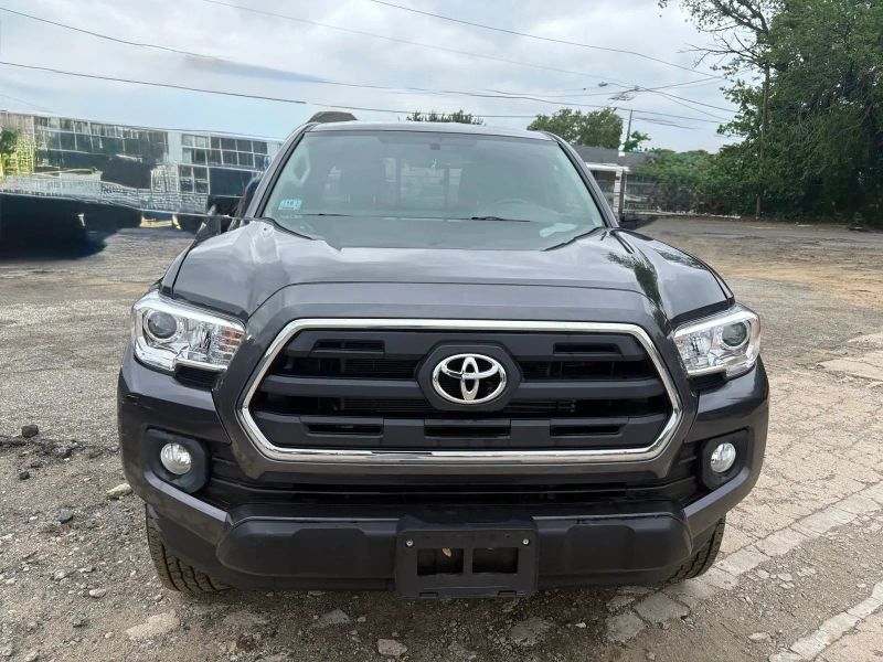 2017 Toyota Tacoma Access Cab SR5 Pickup 4D 6 ft - Image 3