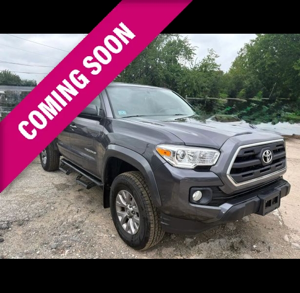 2017 Toyota Tacoma Access Cab SR5 Pickup 4D 6 ft - Main Image